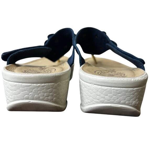 Fly Flot Sandals Size 39/US 7 Blue Floral Toe Post Platform Comfort - Picture 4 of 6
